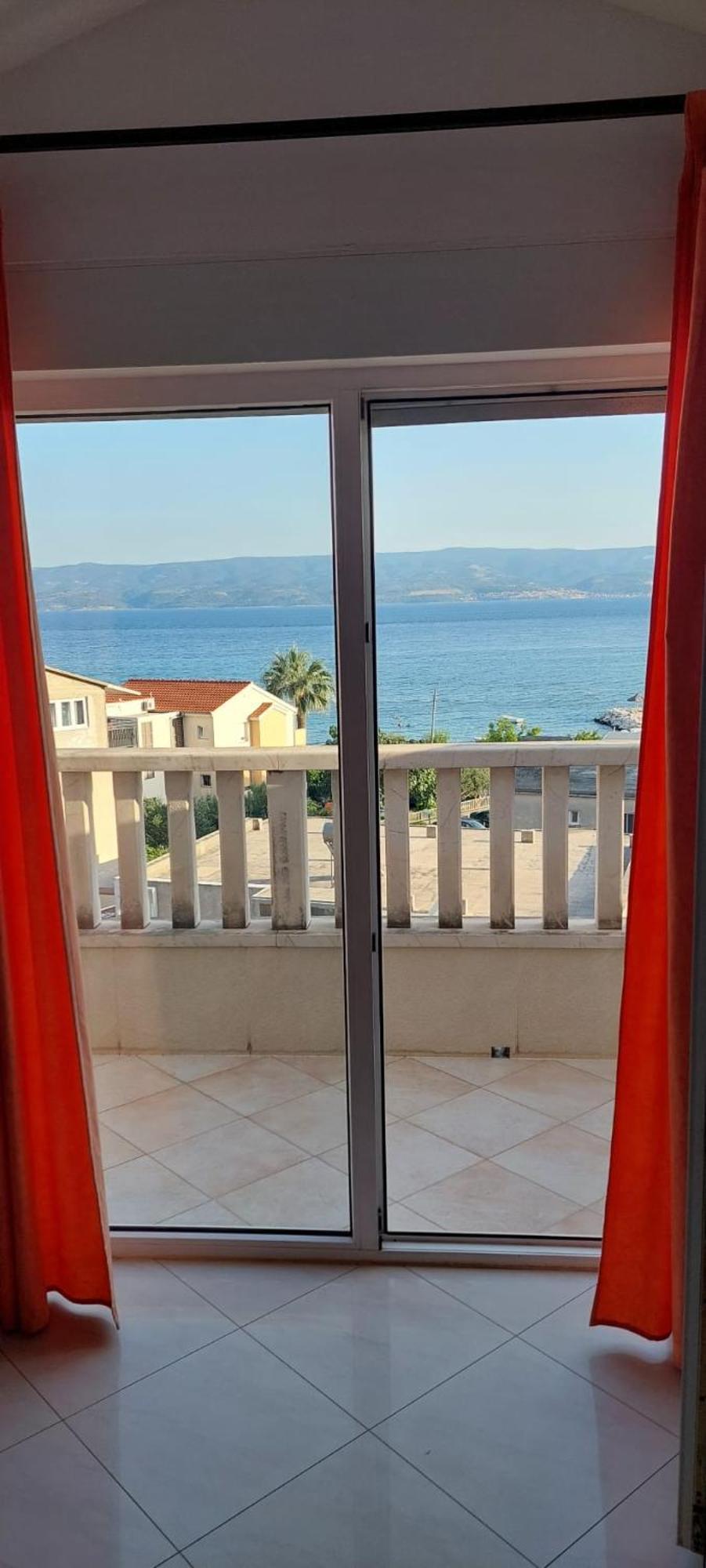 Apartments Ticinovic Omis Bagian luar foto