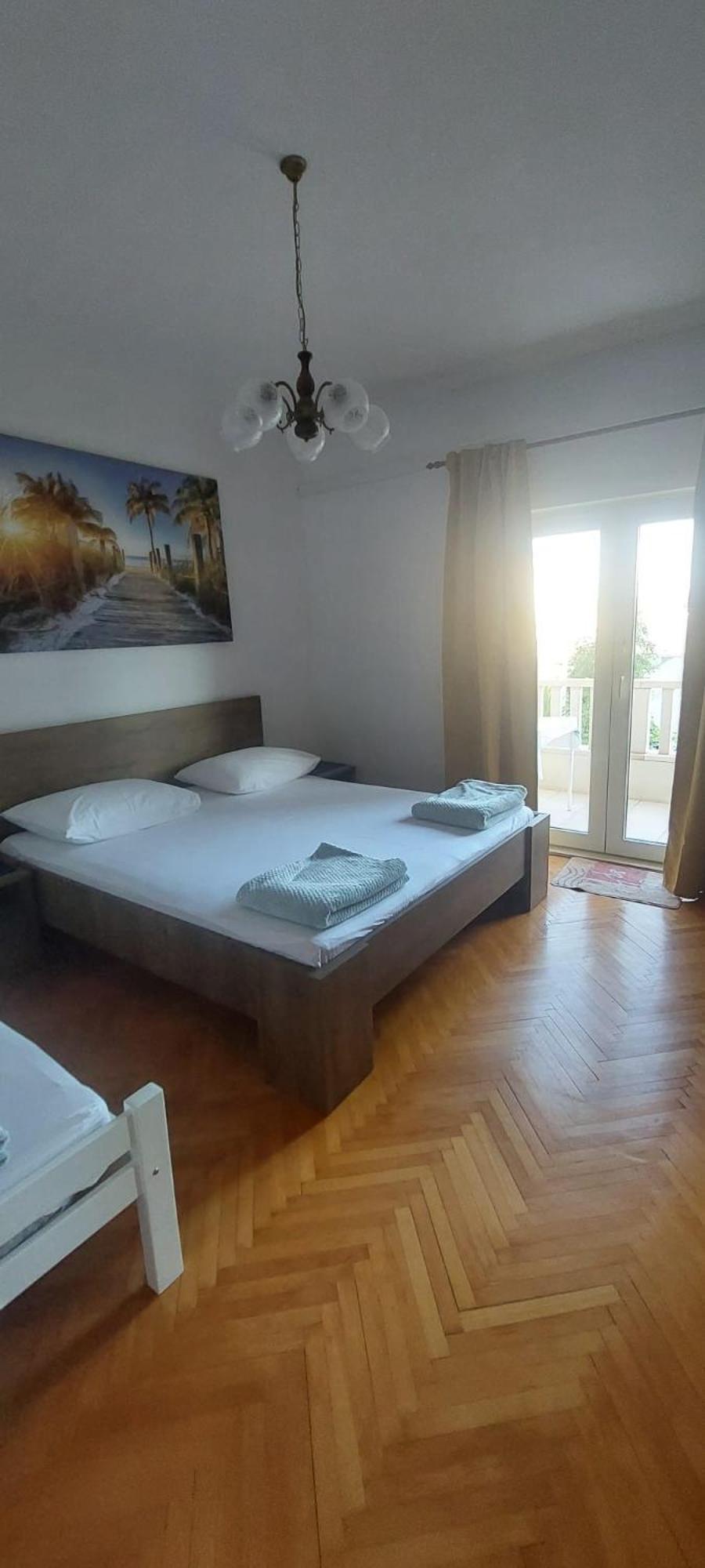 Apartments Ticinovic Omis Bagian luar foto